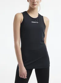 1912170-999000_Rush Slim Singlet W_Closeup1.jpg